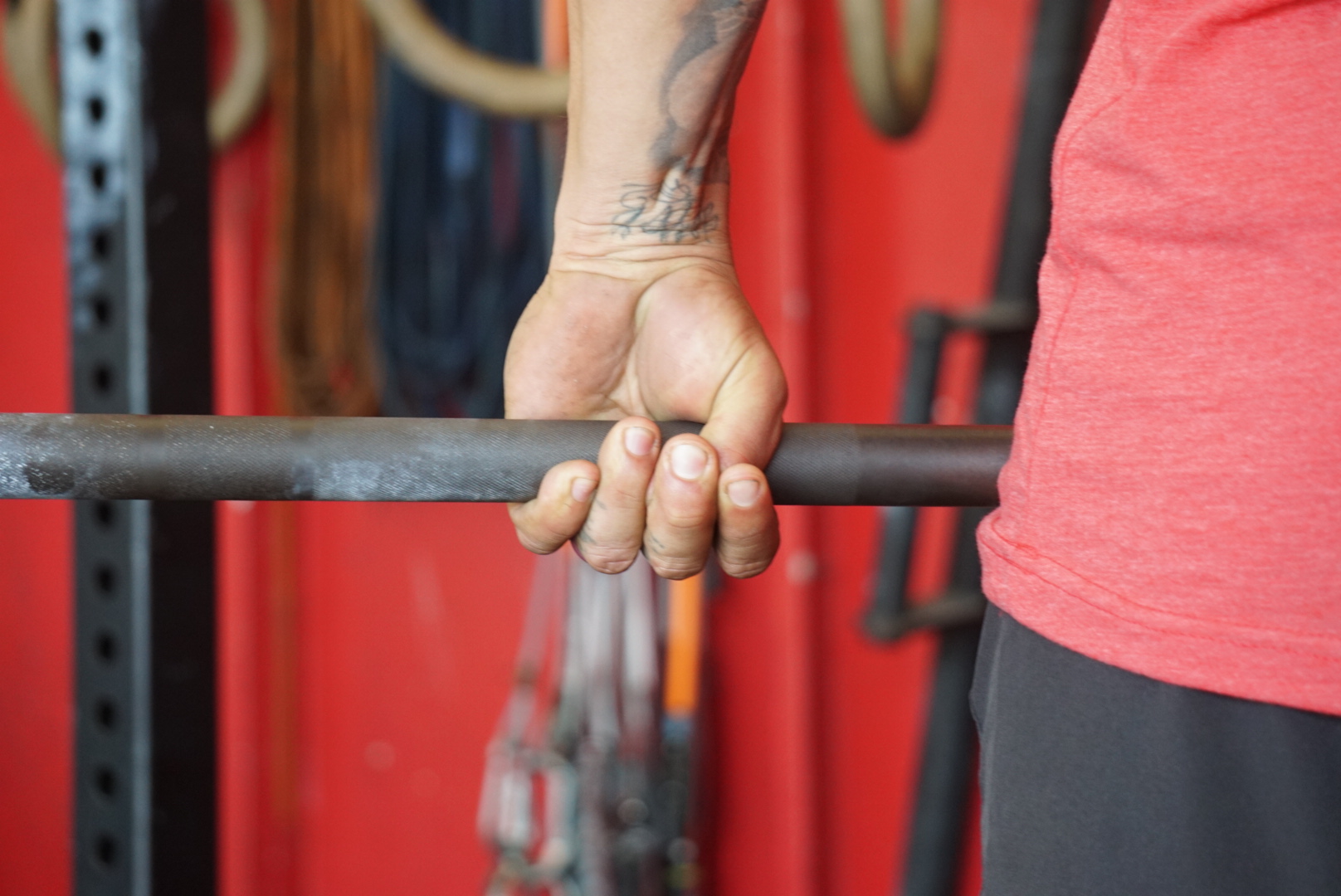 When to Use the Hook Grip DEUCE Gym